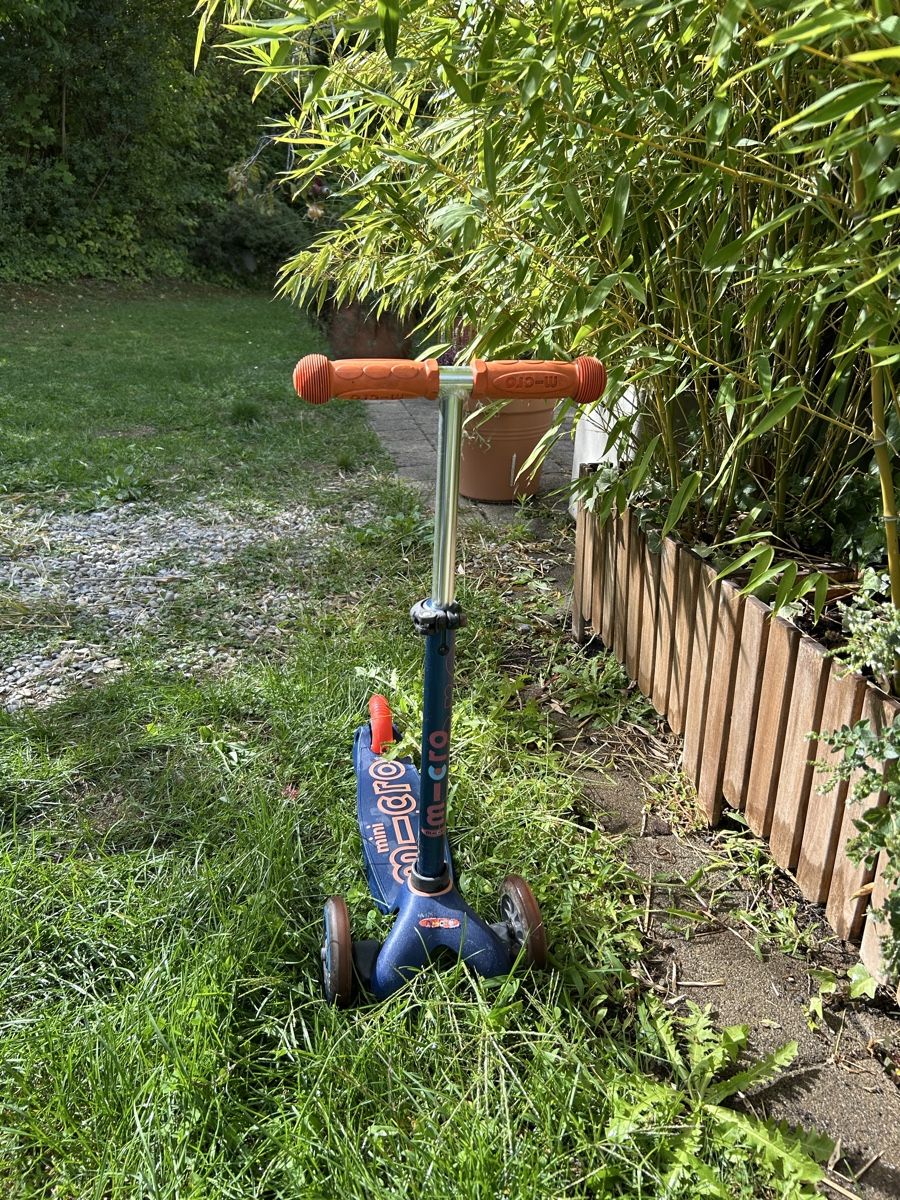 Scooters: Micro Mini Scooter blau gebraucht – Gebraucht aus Maur von SaraYannick 1