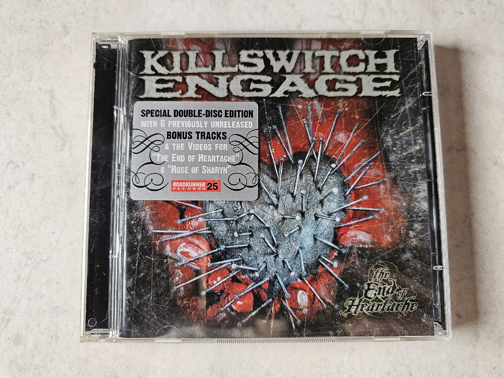 CD: Killswitch Engage  -  The End Of Heartache  /  2 CD's – Usato da Schneisingen venduto da backstore24