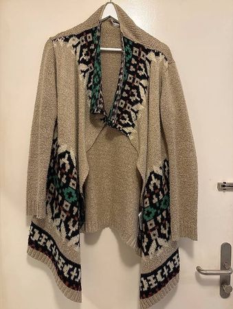 Kuschelige Strickjacke Ethno Style