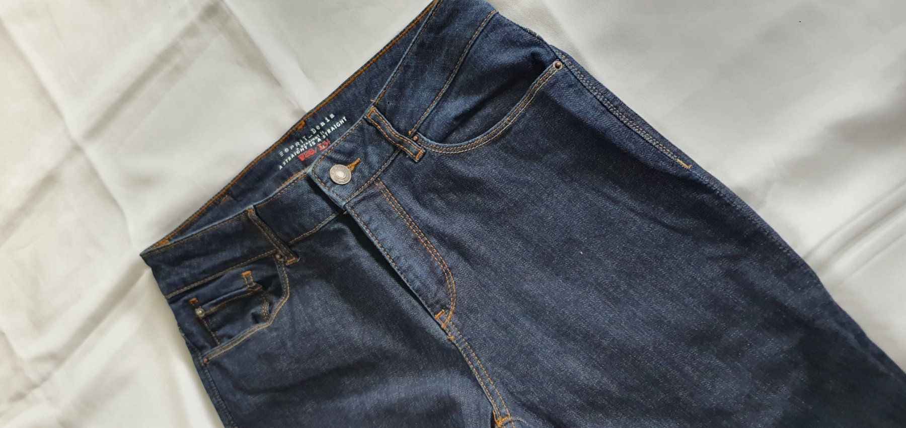 Jeans: Damen Jeans dunkelblau 36 – Usato da Niederbuchsiten venduto da klengyel 1