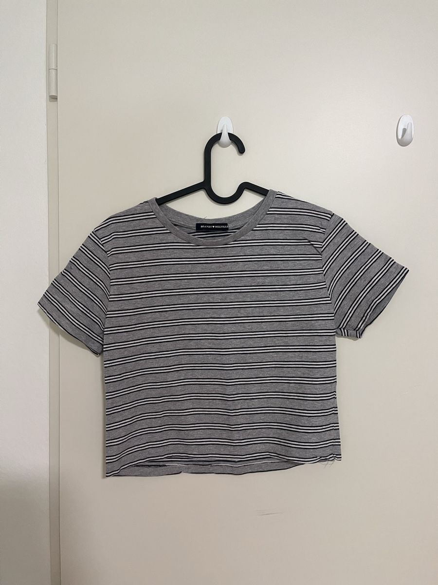 Brandy Melville Top: striped brandy melville crop top – Nuovo (secondo la descrizione) da Füllinsdorf venduto da si.ja.35