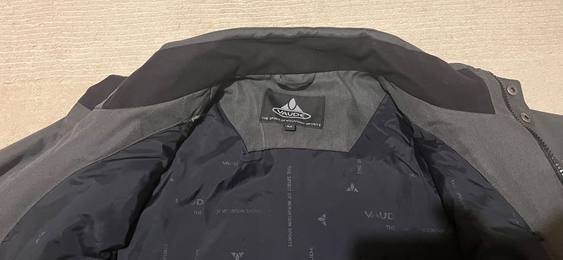 Vaude Giacche: Wunderschöne Jacke von Vaude Gr. M – Usato da Endingen venduto da chocosweet 6