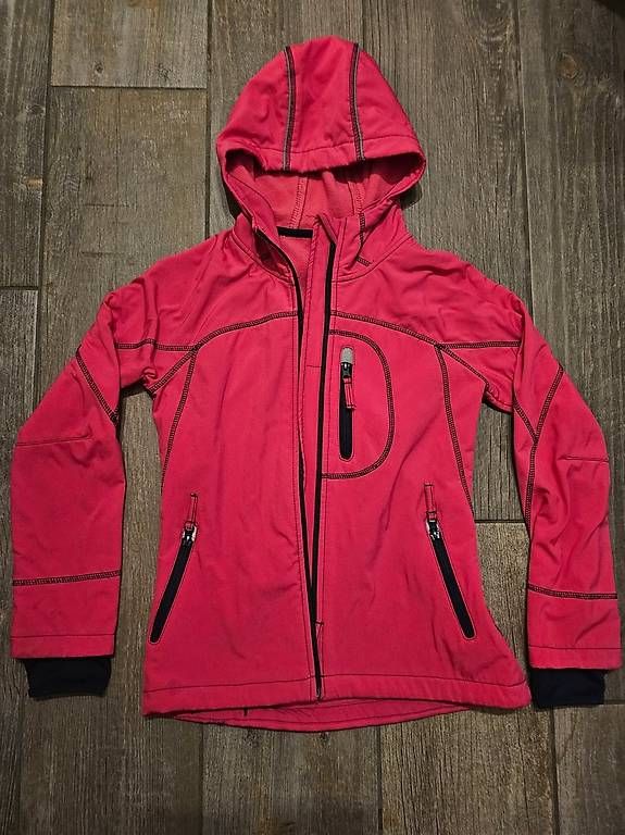 Giacche & Cappotti: YFK Softshelljacke, Grösse 134/140 – Usato da Niederweningen venduto da Reto_81
