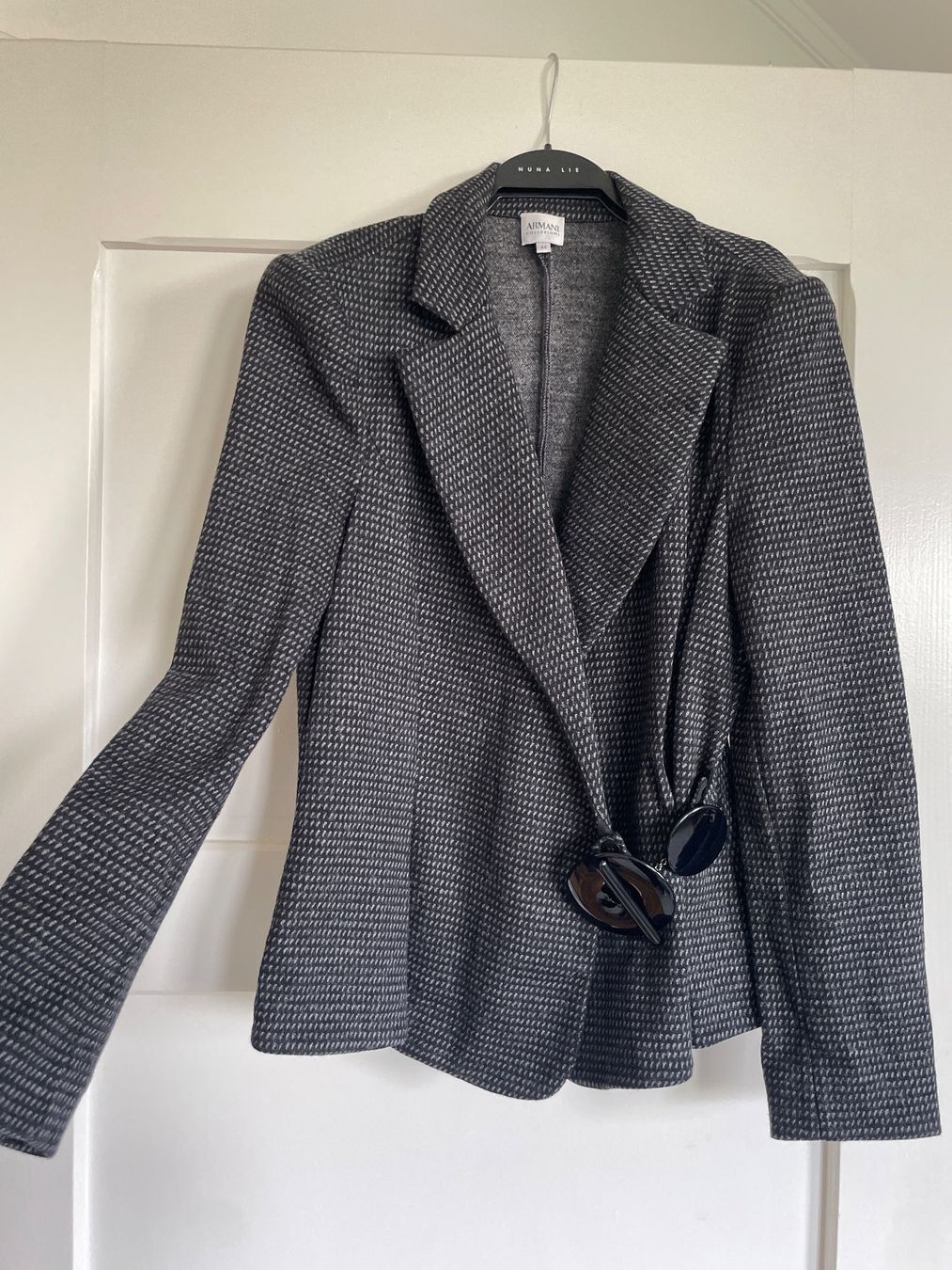 Vestes: Armani Vest size 44 – D'occasion à Biel/Bienne par mar_z9nn
