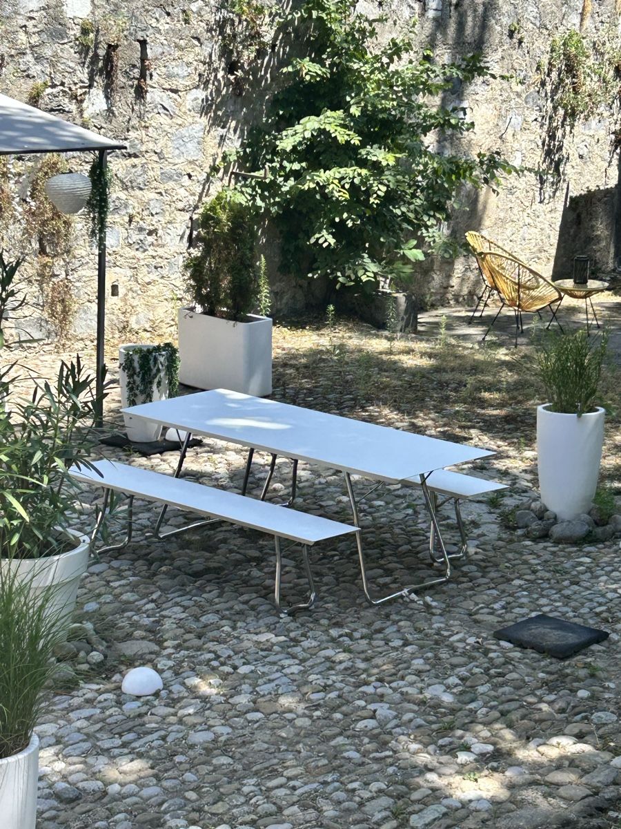 Pfister Tavoli: Table et banc de jardin Pfister occasion – Usato da Jouxtens-Mézery venduto da K-Dress 3