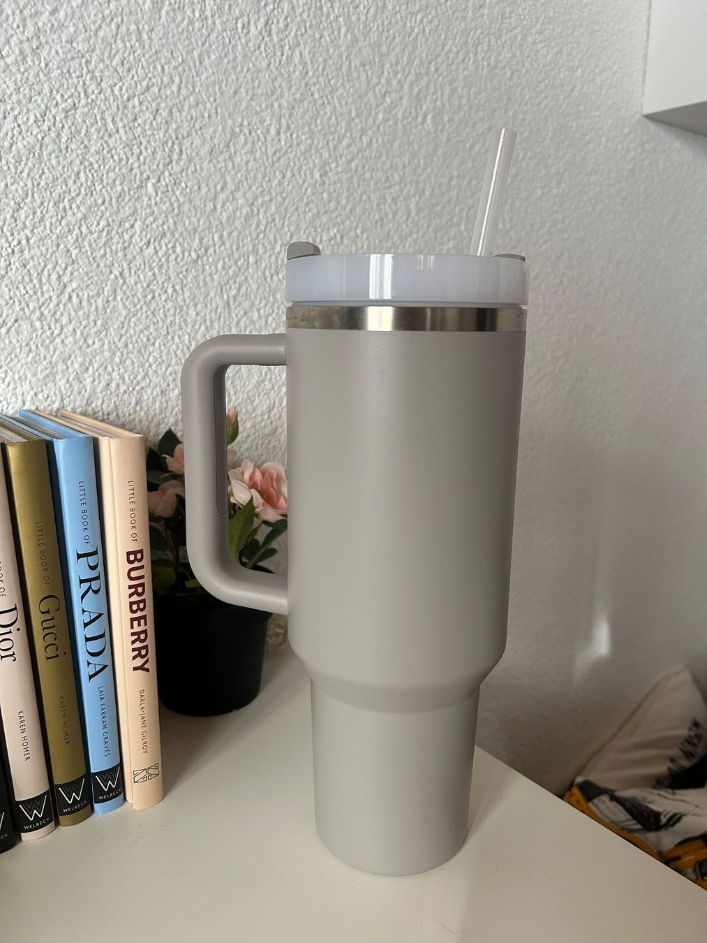 Stanley Trinkflaschen & Thermosflaschen: STANLEY CUP- Grau – Gebraucht aus Montlingen von Cinja.l 1
