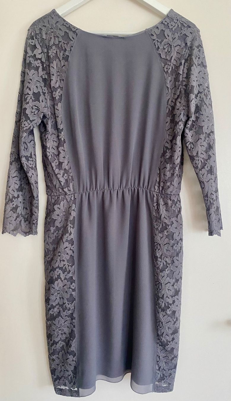 Intimissimi Vestiti: Spitzen-Kleid in Grau, Gr. L – Usato da Zürich venduto da Maria2021 3