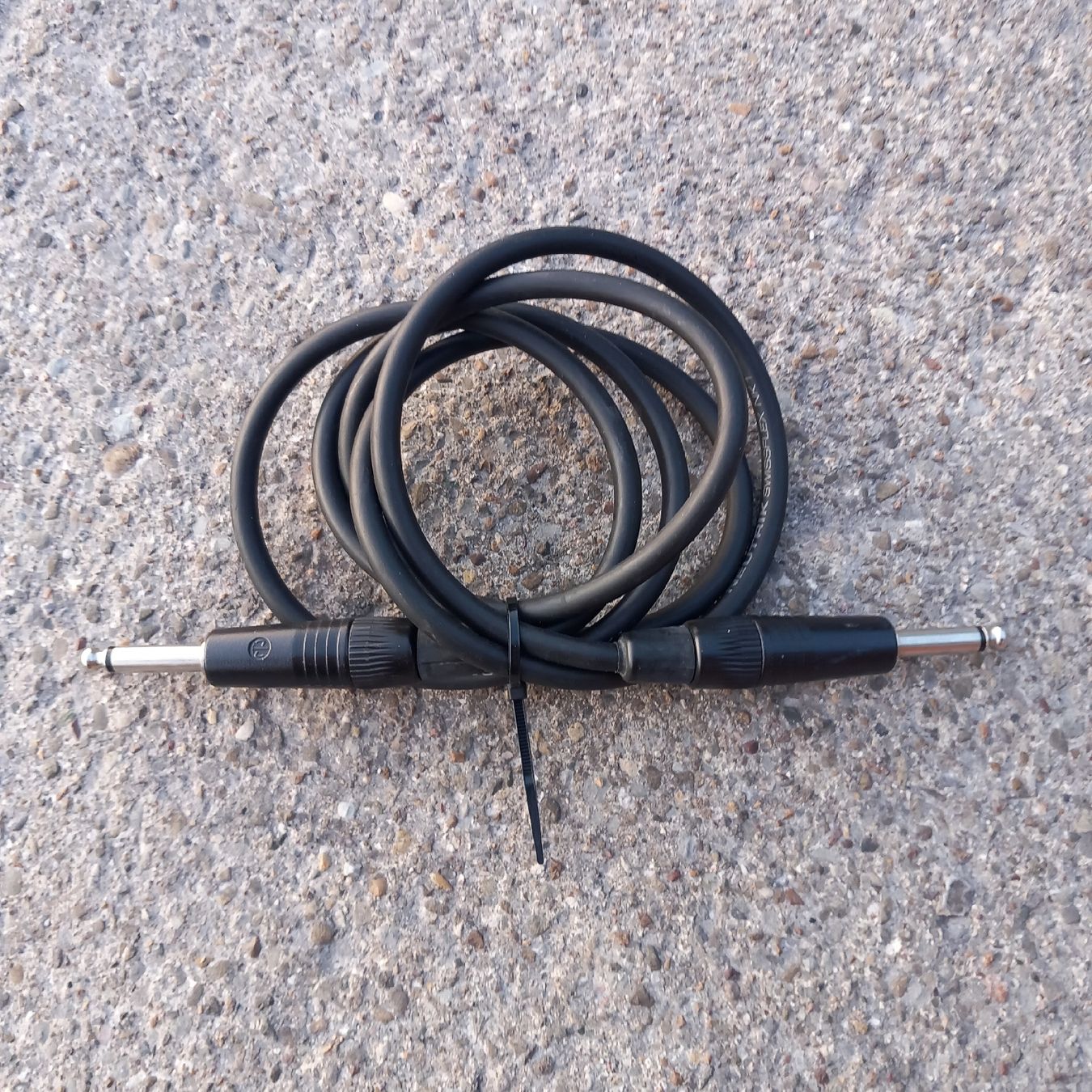 Câbles: Klinkenkabel, 6.3mm Stecker 160cm – D'occasion à Ebnat-Kappel par blazzi