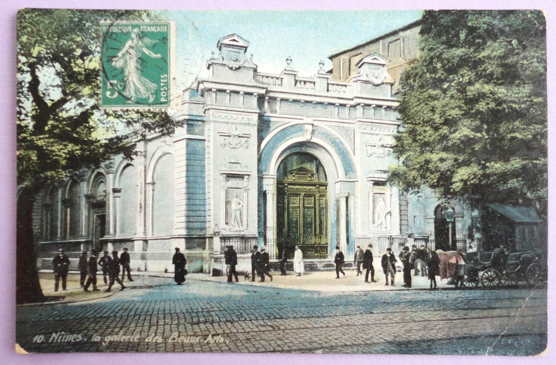 Nîmes la Galerie des Beaux Arts (Défectueux) à Fétigny pour CHF 1