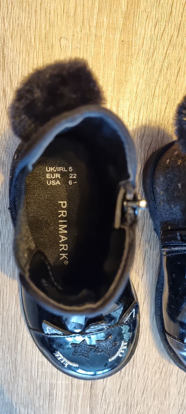 Primark Scarpe per ragazze: Lack Stiefeletten Gr. 22 – Usato da Mörschwil venduto da mar_t9k9 4