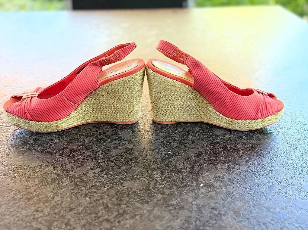 Damenschuhe: Plateau Sandalen  – Gebraucht aus Pfungen von Nemolito 1