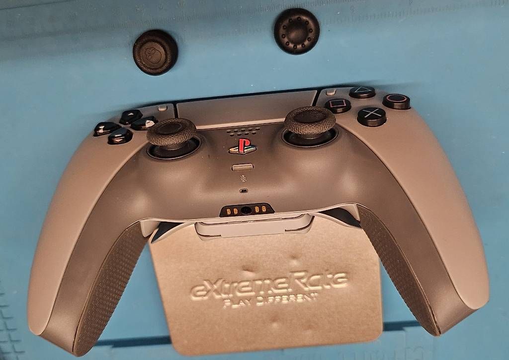 Controller: PS5 Scuf Controller Grau PS Anniversary TMR – Nuovo (secondo la descrizione) da Ebmatingen venduto da RetroVans 4