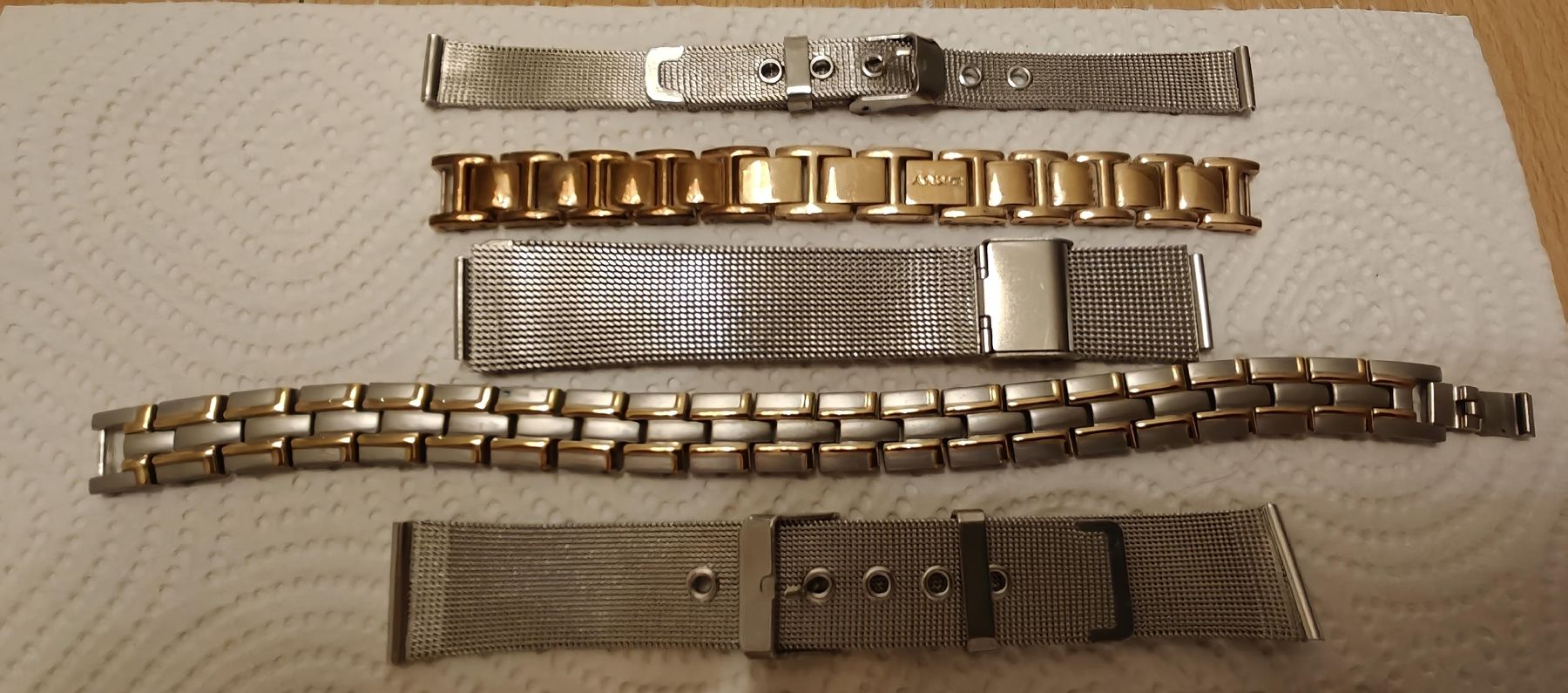 Bracciali & Braccialetti: Konvolut Uhrenarmbänder, gebraucht – Usato da Riehen venduto da Wolke3 1