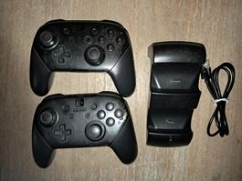 Nintendo Switch 2x Originale Controller + Ladestation