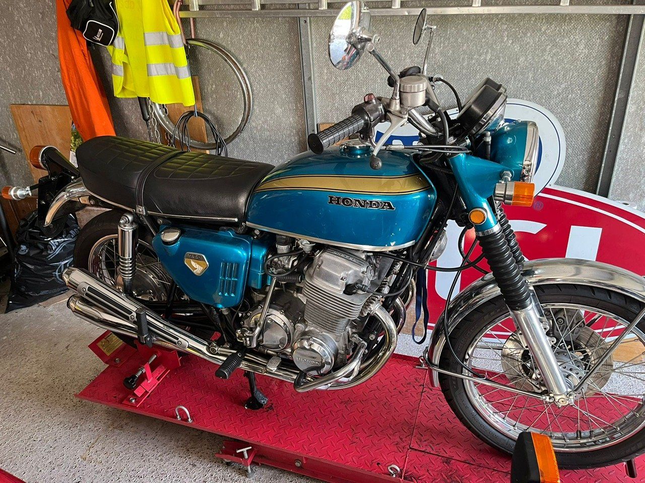 HONDA CB 750 1970 Veteran, blau (Gebraucht) in Oberbipp für CHF 9999 ...