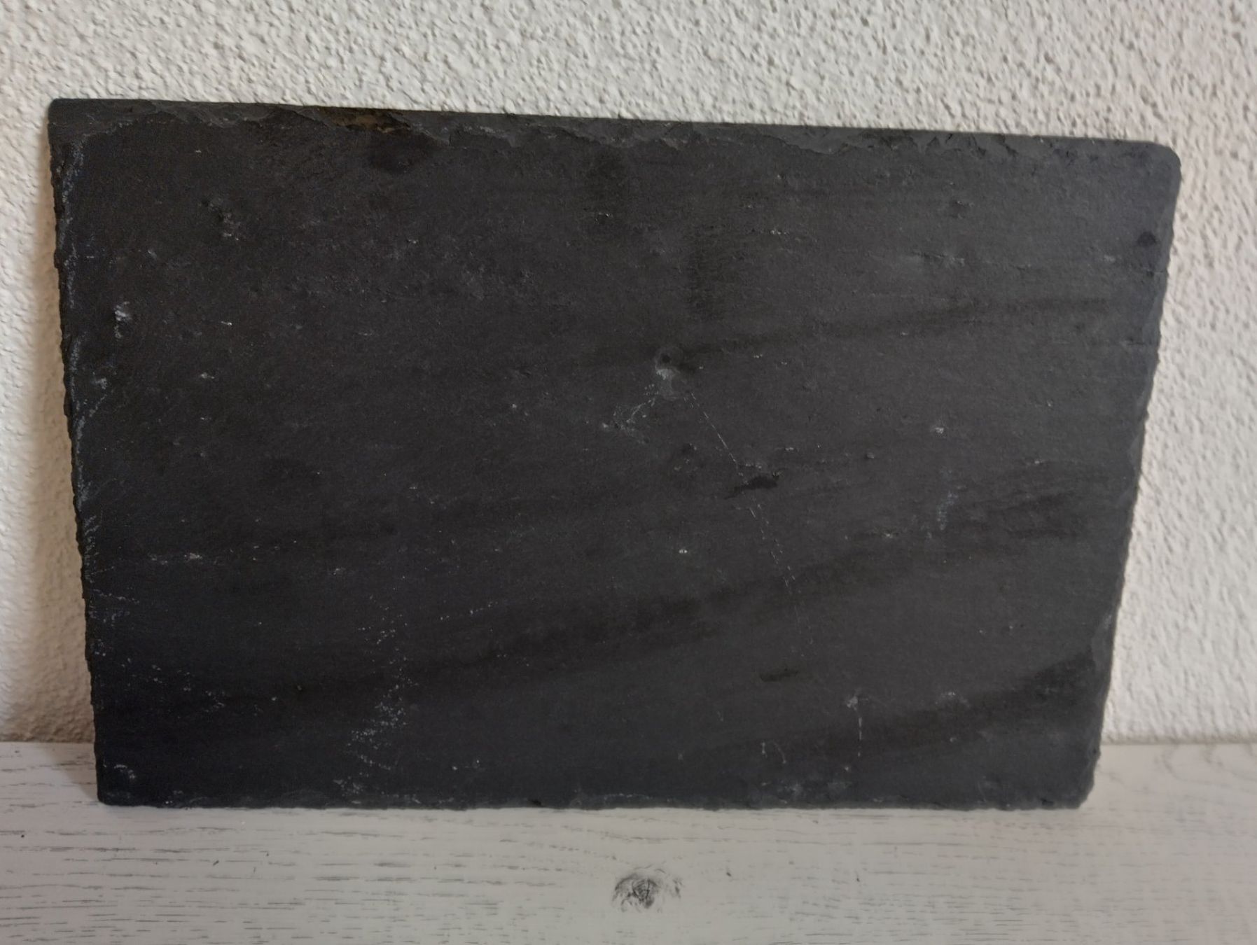 Piatti di portata: Schieferplatte 20 x 30 cm mit Füsschen, neu – Nuovo (secondo la descrizione) da Full-Reuenthal venduto da Ilor0309