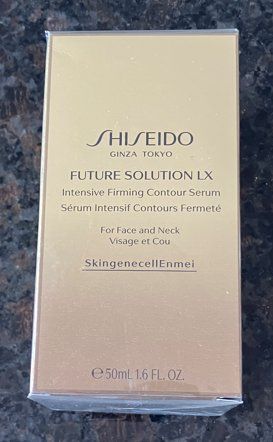Shiseido Cura del viso: Shiseido Future Solution LX (Original-verpackt, 50ml) – Nuovo e nell'imballaggio originale da Adlikon b.Regensdf venduto da Max732