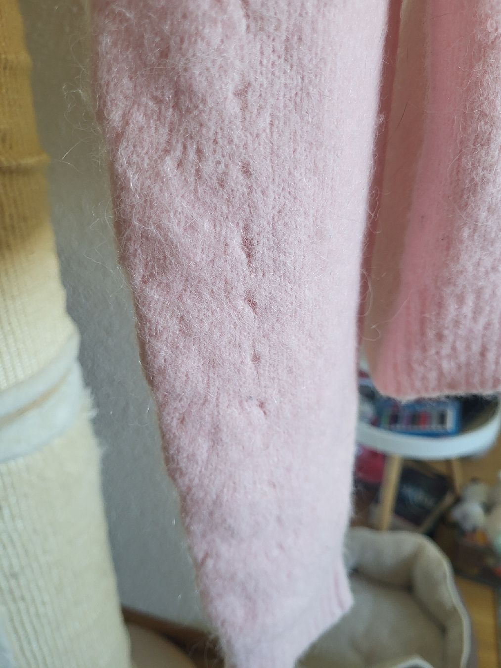 Pullover & Sweatshirts: Damen Pullover rosa Strickmuster neuwertig – Neu (gemäss Beschreibung) aus Winterthur von rab_tr8n 5