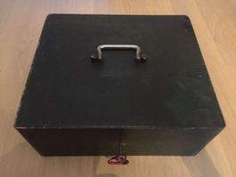 Tresor Safe mit Feuerschutzkassette
