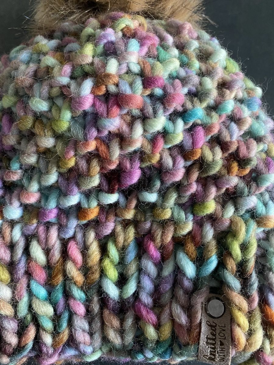 Copricapi, berretti & cappellini: Bonnet neuf - pièce unique – Nuovo e nell'imballaggio originale da Randogne venduto da BonnieG 2