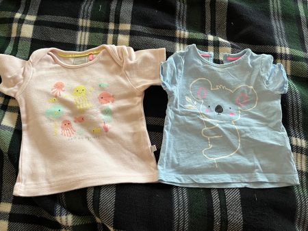 2 x süße T-Shirts, Größe 62