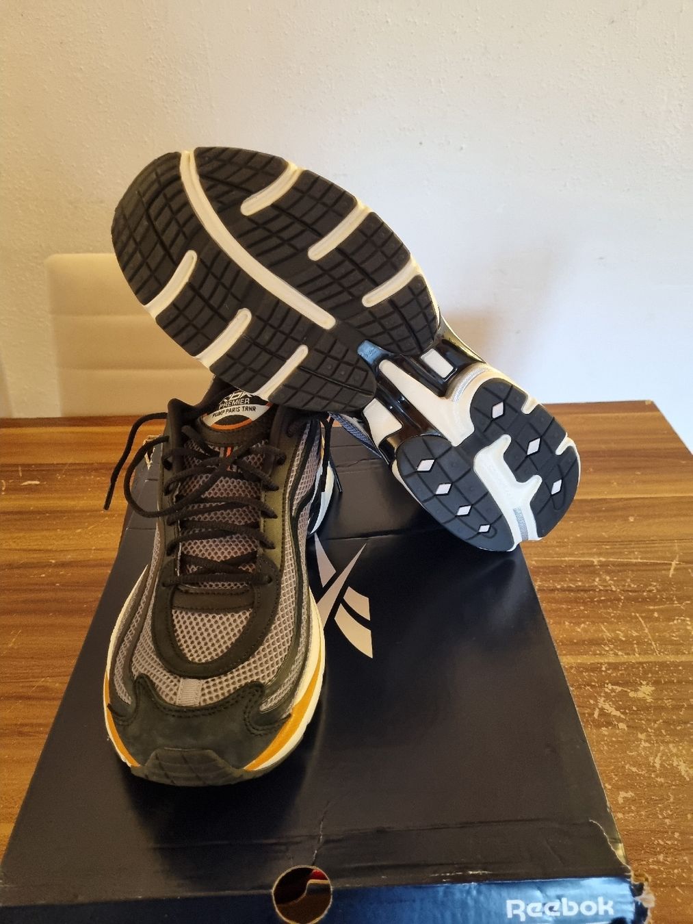 Reebok Scarpe da uomo: Reebok premier Paris puma, 47 – Nuovo e nell'imballaggio originale da Bernex venduto da couscous03 2