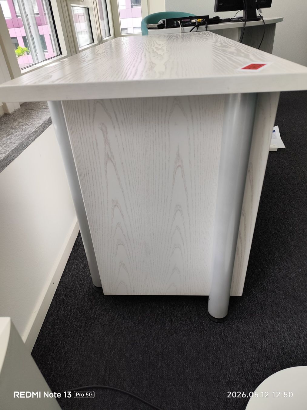 Armadi: Sideboard mit Schiebetür, abschliessbar, 140cm breit – Usato da Zürich venduto da Monamohn7 1