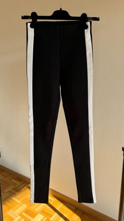 Figurformende Hose/Leggings mit Kunstleder-Panels