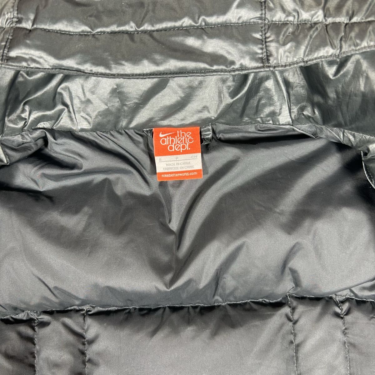 Nike Giacche: Nike puffer – Usato da La Sagne NE venduto da Matlasape 4
