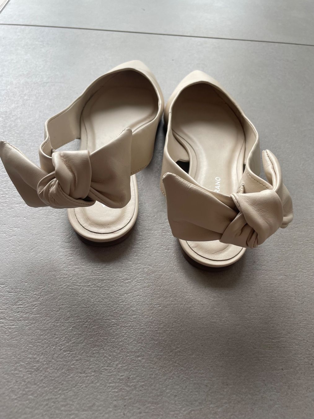 Scarpe da donna: Carrano Slingback Ballerinas Beige – Usato da Meilen venduto da Shelty_91 3