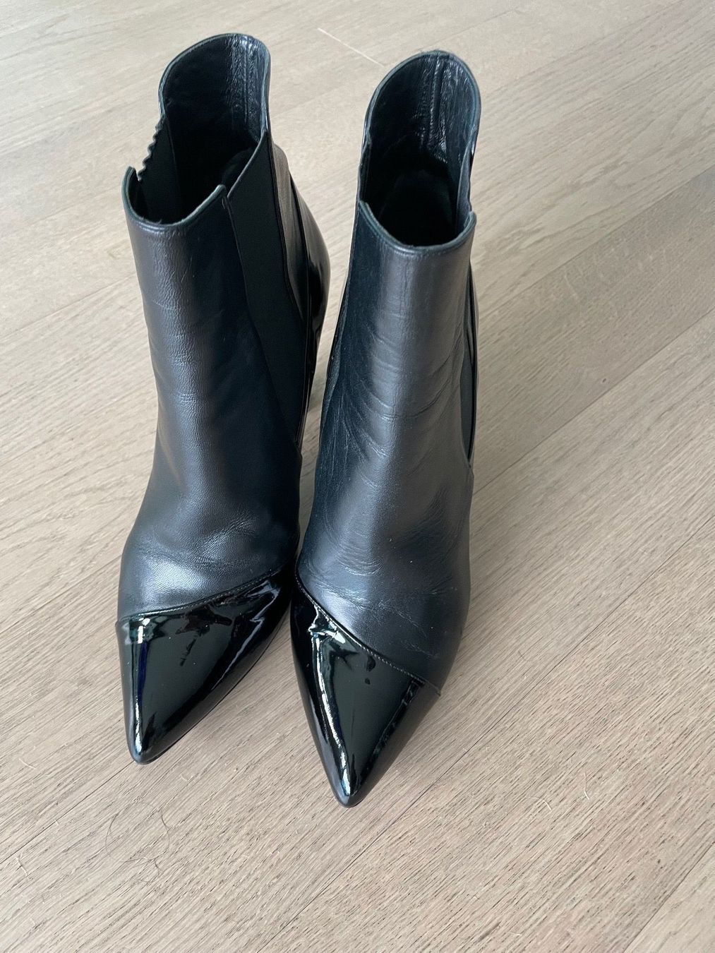 Scarpe da donna: BOTTES PEDRO DEL HIERRO – Usato da Morges venduto da Igp10