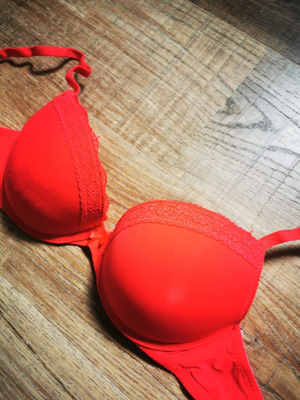 Sonstige Unterwäsche: BH  Grösse 75C Spitze neuwertig – Gebraucht aus Balsthal von Leila_Luna 1