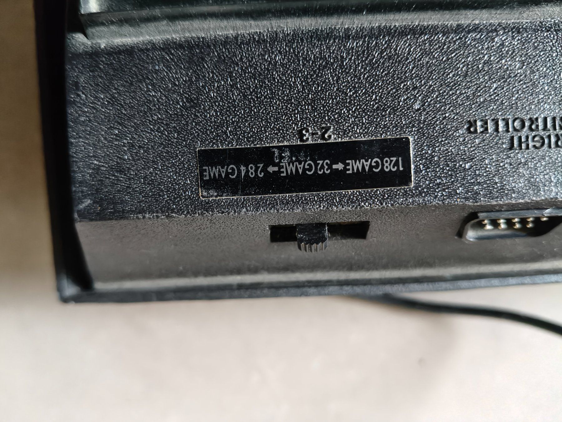 Atari Console: Atari 2600 Klon mit 444 Spielen eingebaut und 3  extra – Usato da Zürich venduto da s6000 4