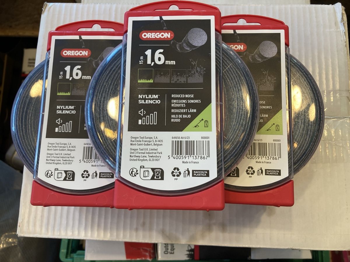Oregon Tutti gli attrezzi: Oregon Trimmerfaden – Nuovo e nell'imballaggio originale da Winterthur venduto da ele_ct6p