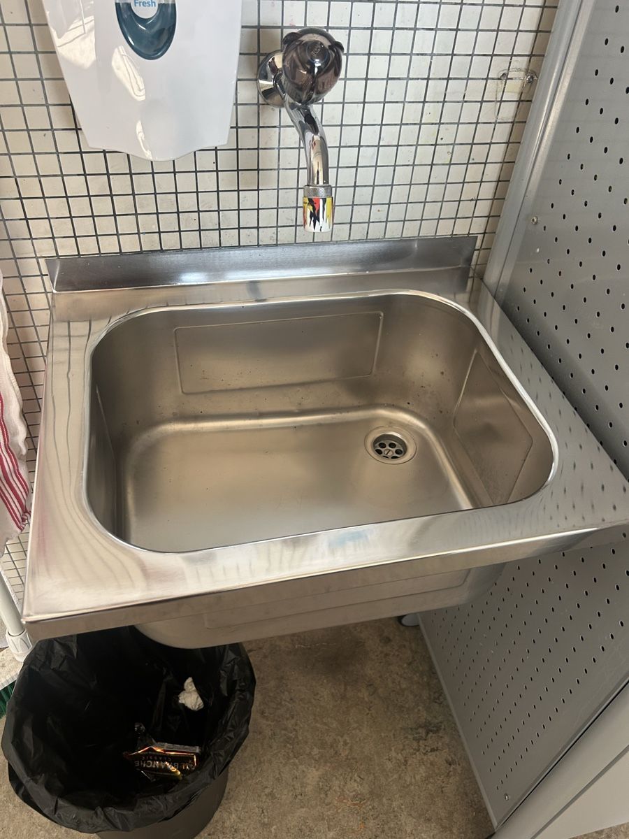 Lavabi & lavandini: Lavabo 14 Stk – Usato da Stans venduto da Benzen 2