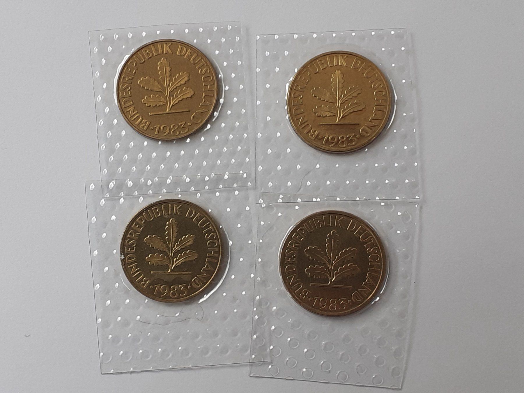 Tutti le monete: 4x 10 Pfennig 1983 Stgl – Nuovo (secondo la descrizione) da Pravidondaz venduto da LVtik 1