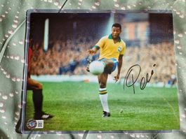 Photo dédicacée de Edson Arantes do Nascimento, dit PELE