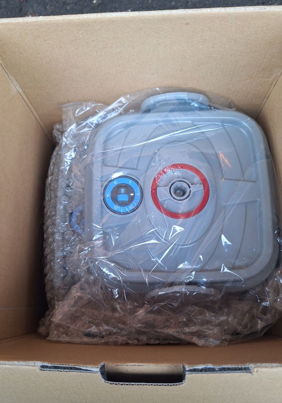 Küchengeräte: iVacFresh Vakuumiergerät – Neu und originalverpackt aus Weinfelden von JoeBaer 2