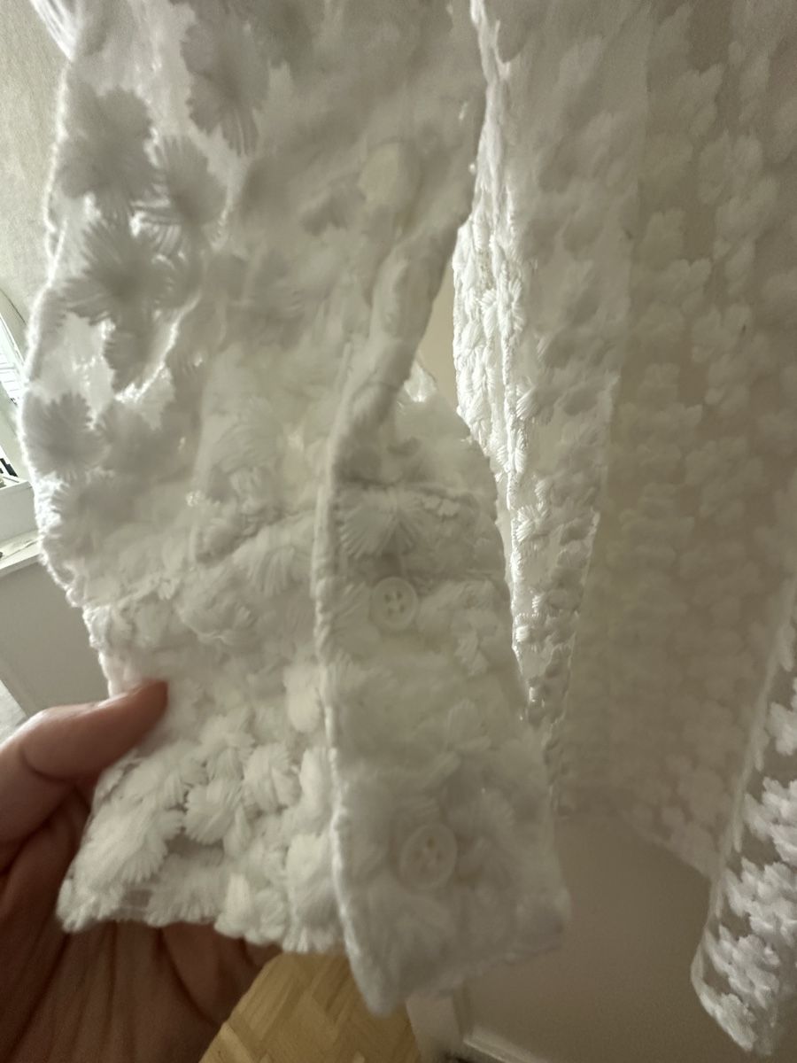 Zara Kleider: Robe blanche Zara, taille L,  état neuf – Neu (gemäss Beschreibung) aus Chêne-Bourg von raf_k9v7 2