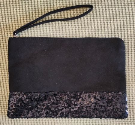 Kleine schwarze Clutch mit Pailletten von Nocibé