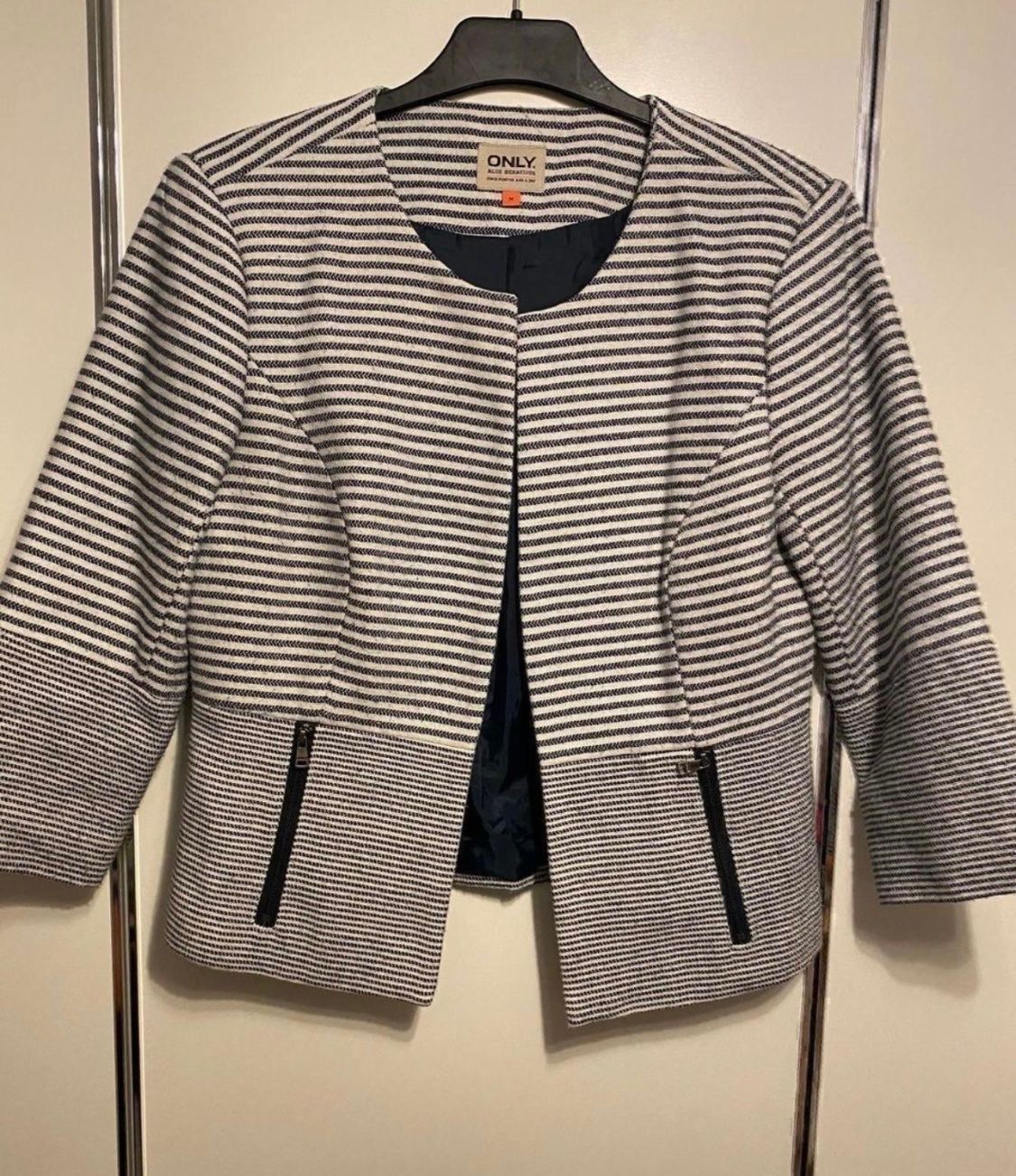 Only Giacche: Damen Blazer gr.40 von ONLY – Usato da Pfungen venduto da Sheki56