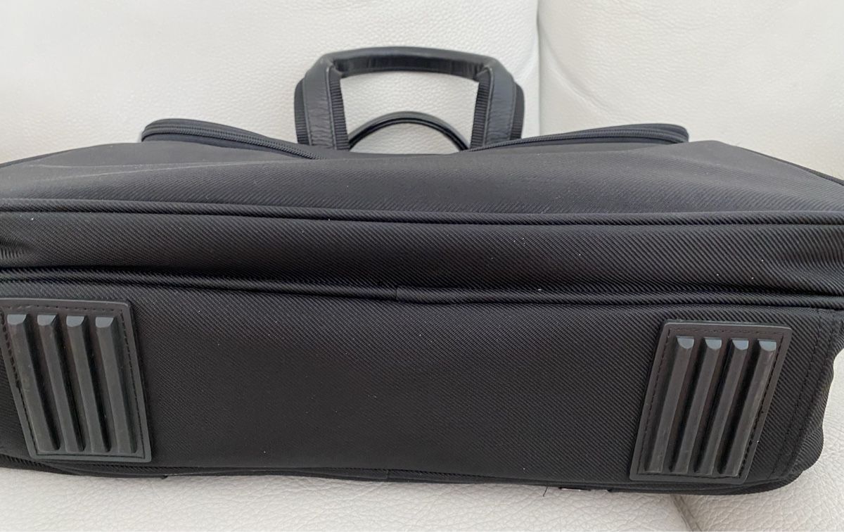 Aigner Valigie & Borse: Aigner Laptop Tasche – Usato da Opfikon venduto da Luis144 8