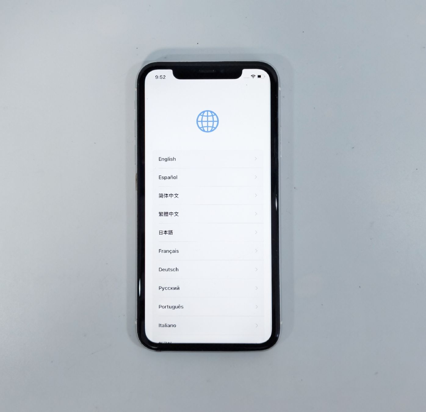 Apple Telefoni cellulari / Smartphones: iPhone XR weiss – Difettoso da Ehrendingen venduto da Rocky985