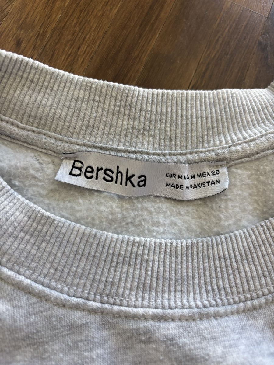 Maglioni & Felpe: Bershka Pullover grau meliert Grösse M  – Usato da Hinwil venduto da liviipivii 1