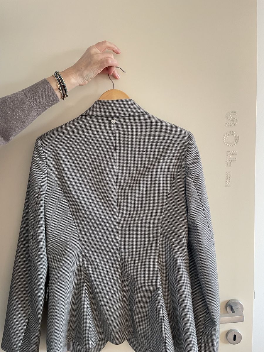 Please Jeans Giacche: Giacca blazer please – Usato da Castel San Pietro venduto da sof_5f2g 1