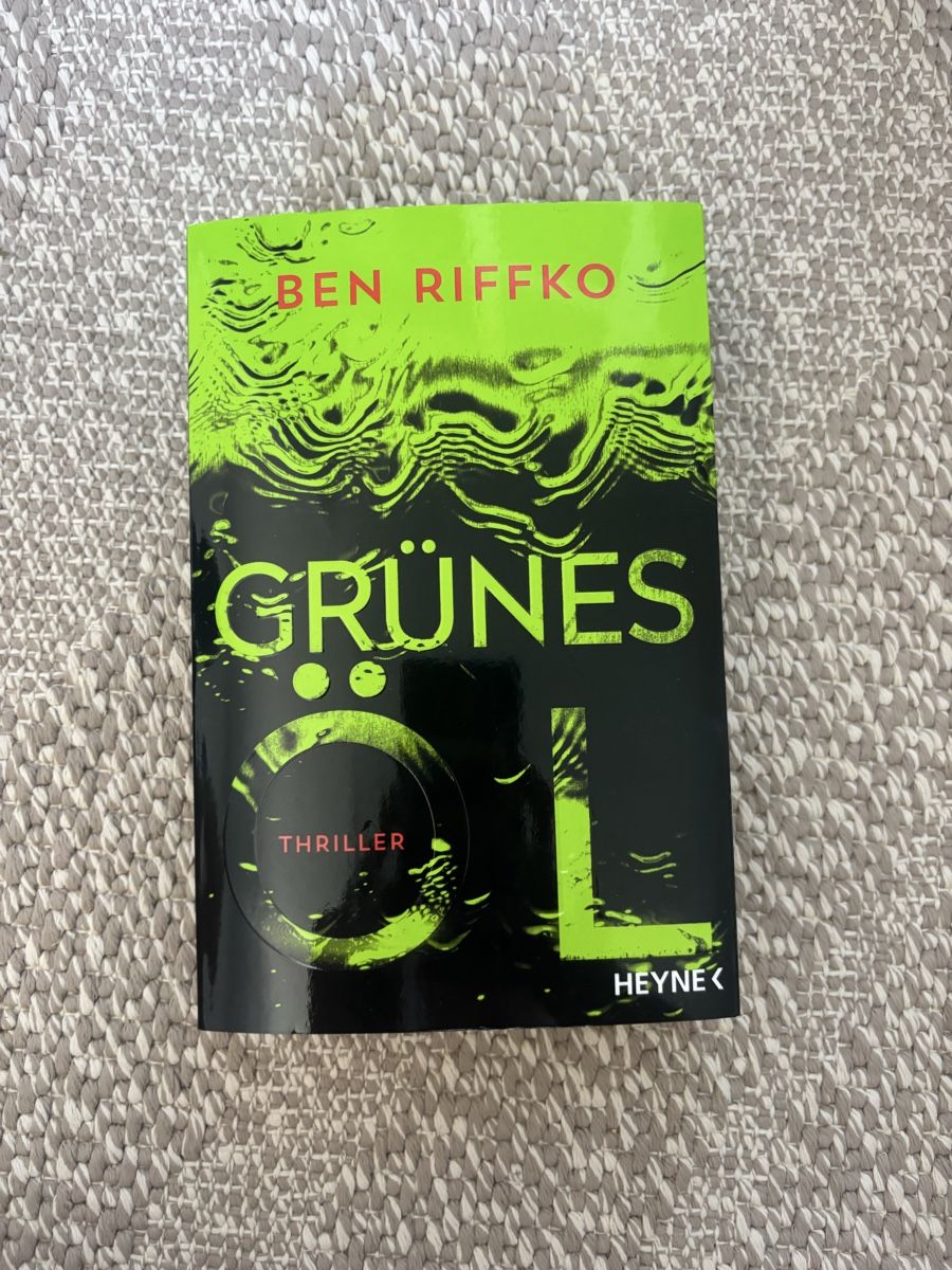 Libri: Ben Riffko Grünes Öl Thriller  – Nuovo (secondo la descrizione) da Zofingen venduto da miirahensch