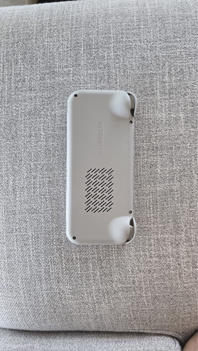 Console: Retroid Pocket 4 Pro (neuwertig) mit Case – Nuovo (secondo la descrizione) da Lenzburg venduto da selabella 1