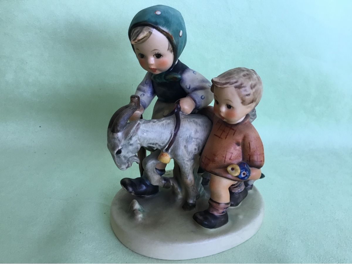 Hummel Statuette: Alte Hummel 3er Gruppe – Usato da St. Gallen venduto da chamilla 7
