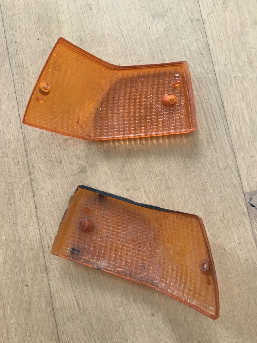 Vespa Tutti pezzi di ricambio per scooter: Vespa PX Blinkergläser hinten – Usato da Zürich venduto da Kiron 1