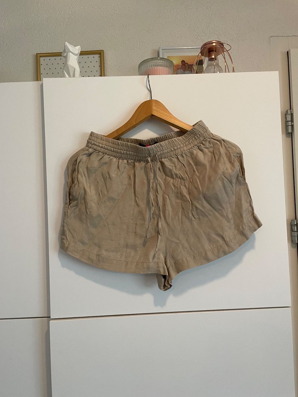 Zara Hosen: Short beige léger fluide Zara XS/S – Neu (gemäss Beschreibung) aus Pully von kaba07